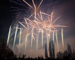 Happy Boom - Mercun Selamat untuk Perayaan Malaysia